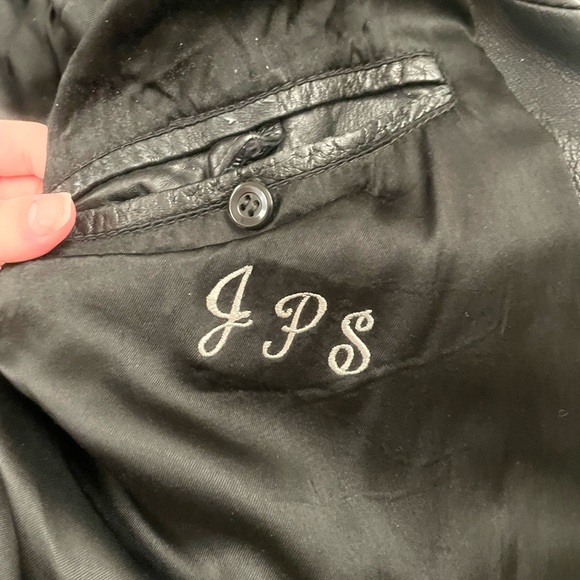 Mens vintage leather jacket - Picture 4 of 6